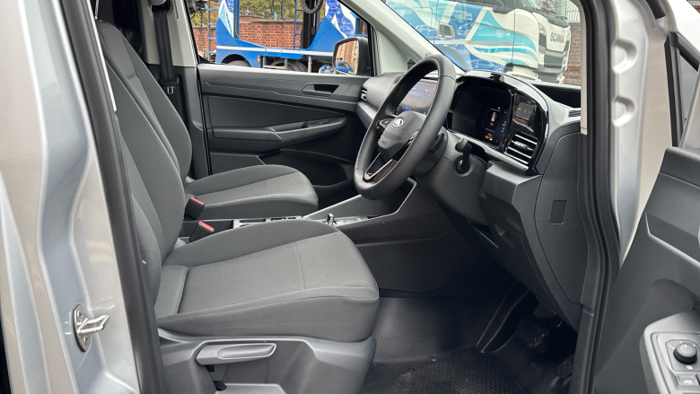 Ford Transit Connect 240 L1 Petrol 1.5 EcoBoost PHEV 150 Trend FlexCab Van Auto